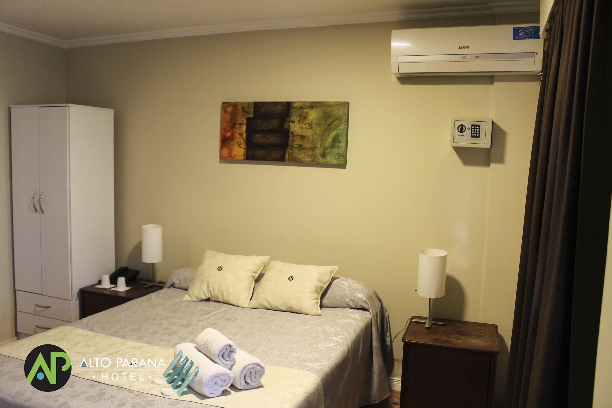 Hotel Alto Parana Кордова Екстер'єр фото