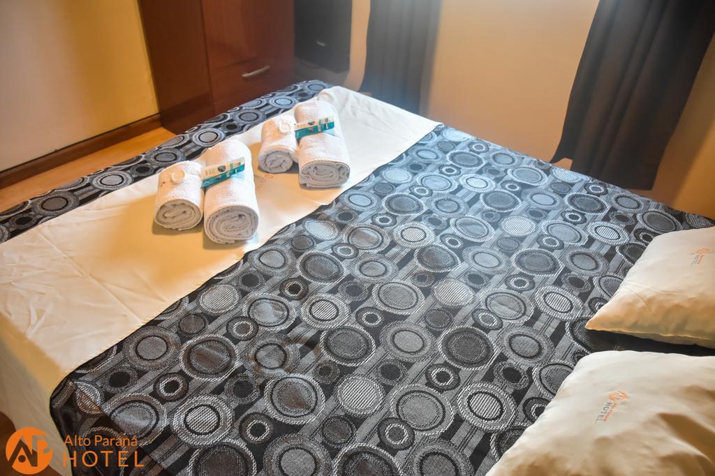 Hotel Alto Parana Кордова Екстер'єр фото